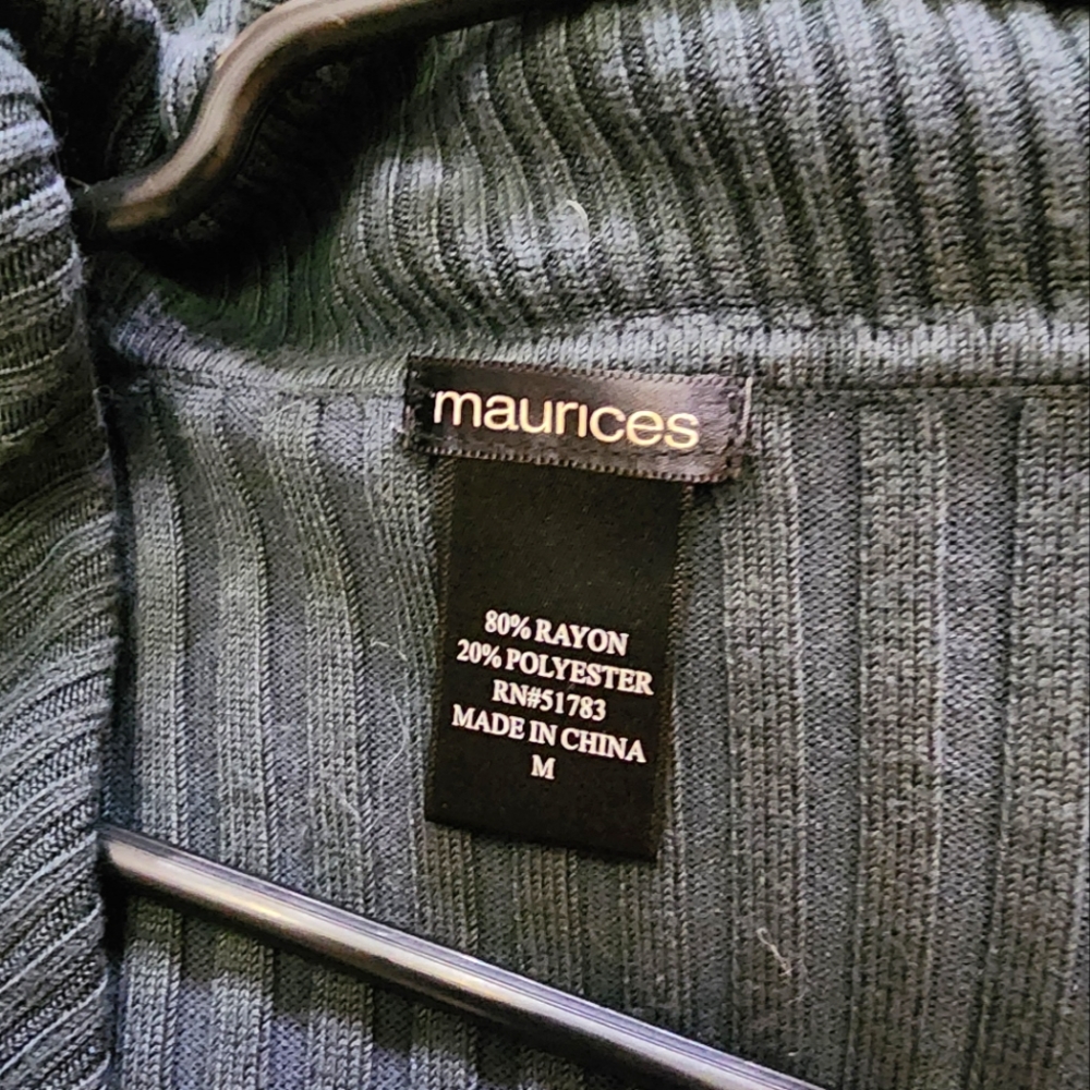Maurices Sweater - Picture 2 of 3